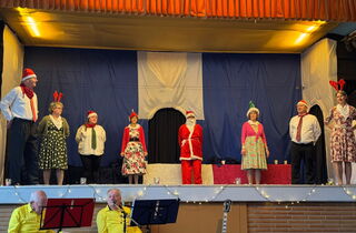 11_ Dreieicher Freizeit- und Volkstanzgruppe.jpg